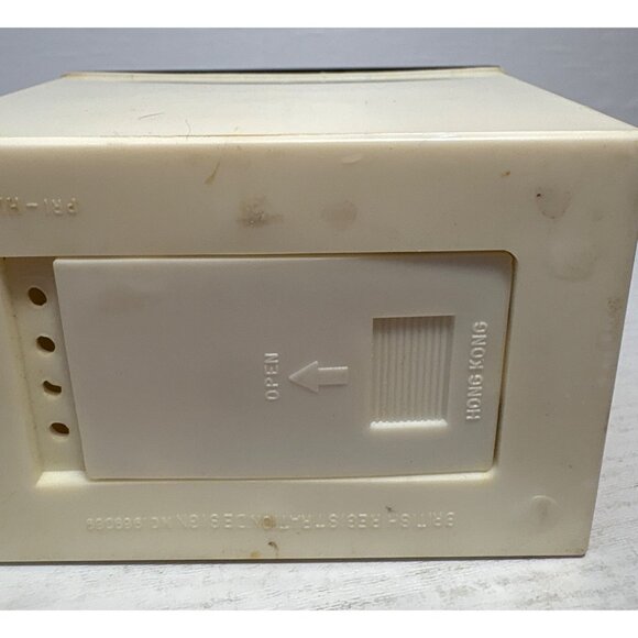 Novelty Radio UAP Battery AM FM Terminals Dials Super Calcium Maintenance-Free - Picture 9 of 10